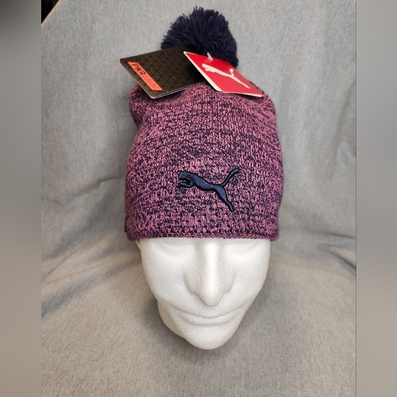 Puma Beanie Toque NWT With Removable Pom Magenta Haze Womens - Picture 2 of 3